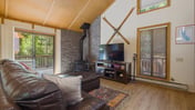 Serenity Townhouse: Mountain Views, Pool &Hot Tub