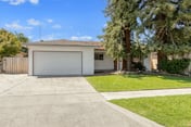 4BR Near Fresno State & Save Mart with large yard!