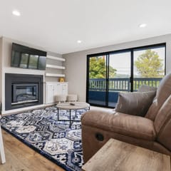 Coastal Pines Chalet by Moonstone Beach