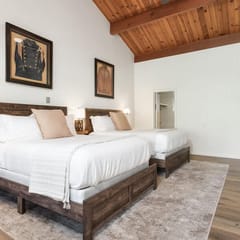 Sierra Vista Room 8 Camp Nelson Lodge, Remote Stay