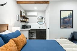 Moro RM3 Sequoia Motel- AC, Pool, WiFi, 10min SNP