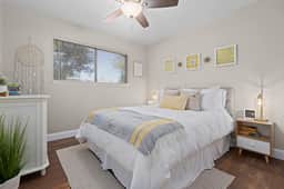Spacious Redwood Retreat w/ Ping Pong & WiFi - Image 5