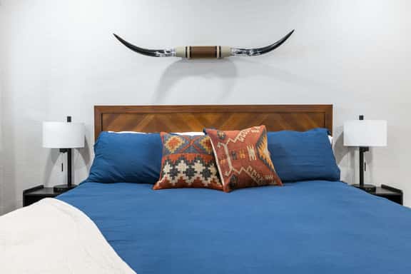 The Rae Sequoia Motel RM5 - Image 1