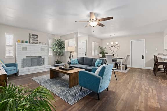 Spacious Redwood Retreat w/ Ping Pong & WiFi - Image 1