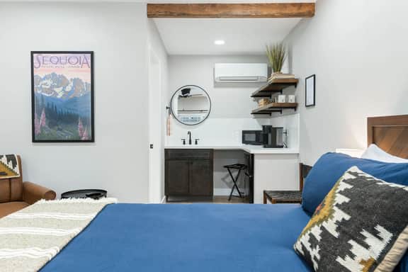 Charlotte Sequoia Motel RM2 Ac, Pool, 10Min to SNP