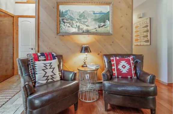 Parker's Peak Cabin w BBQ Grill & Community Pool