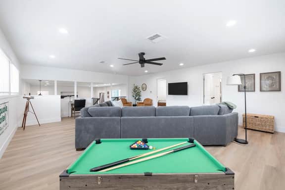 Sequoia Family Suite: Pool, Views, Games @SQ Motel