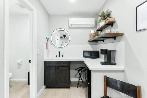 Sequoia Motel King RM6, AC, Pool, WiFi 10 Min SNP