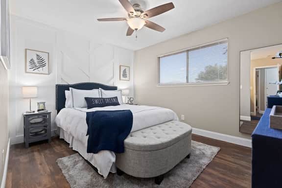 Spacious Redwood Retreat w/ Ping Pong & WiFi - Image 4