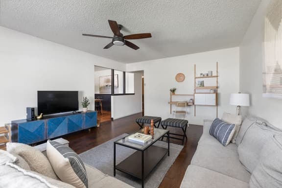 Spacious 4BR Near Fresno State & Save Mart - Image 1