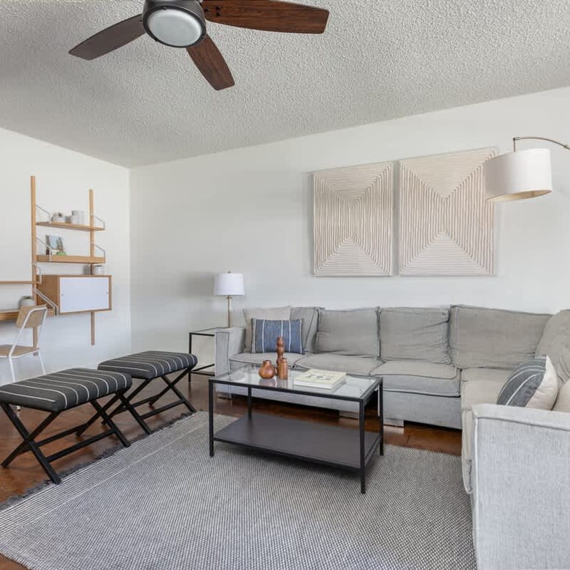 4 BDR Fresno Darling near Save Mart Center