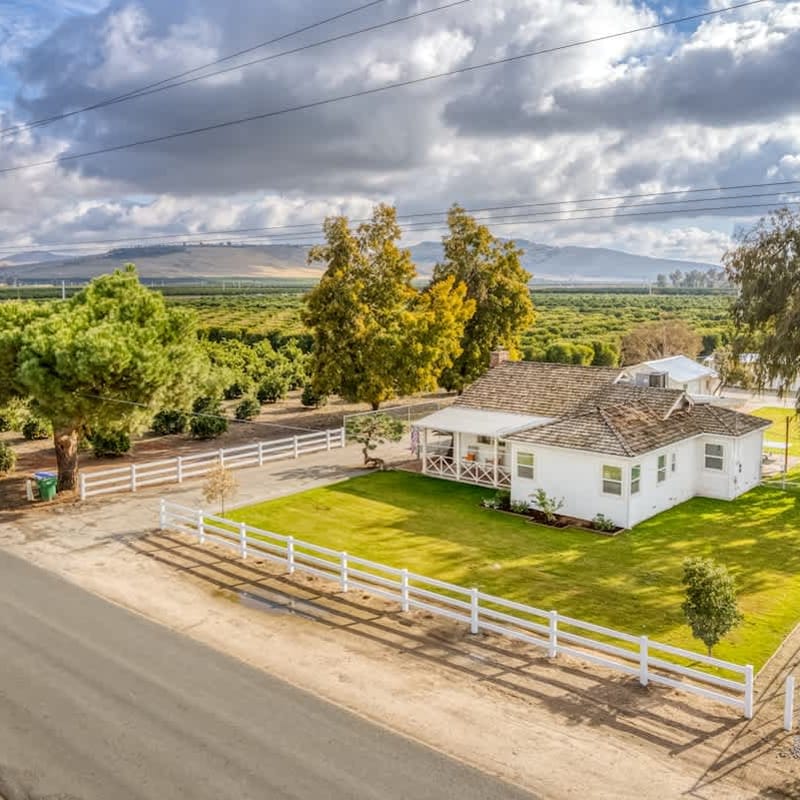 Orange Blossom Cottage Near Sequoias w/EV Charger
